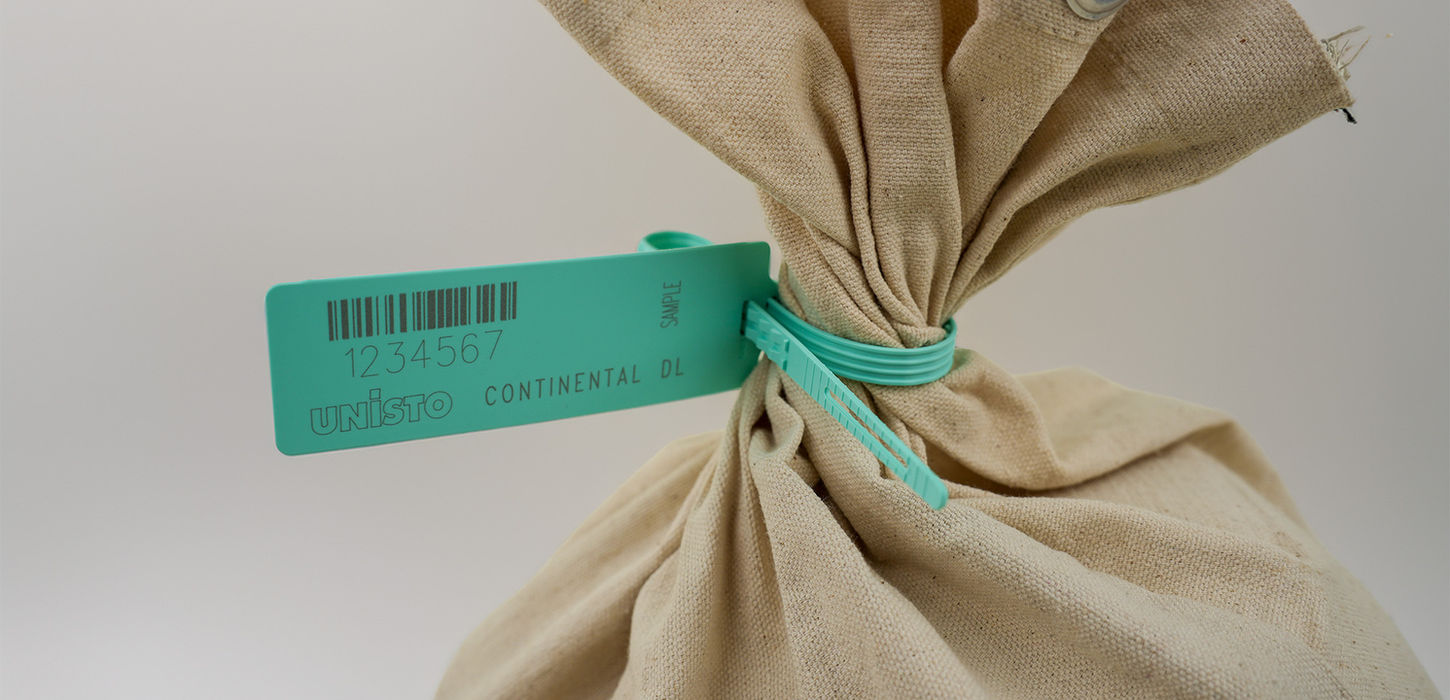 Continental security seal on a bag