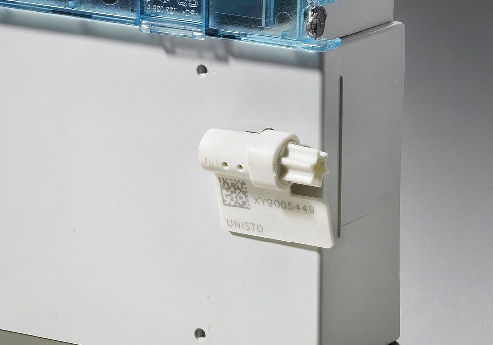 Unisto Twire security seal applied to an energy meter